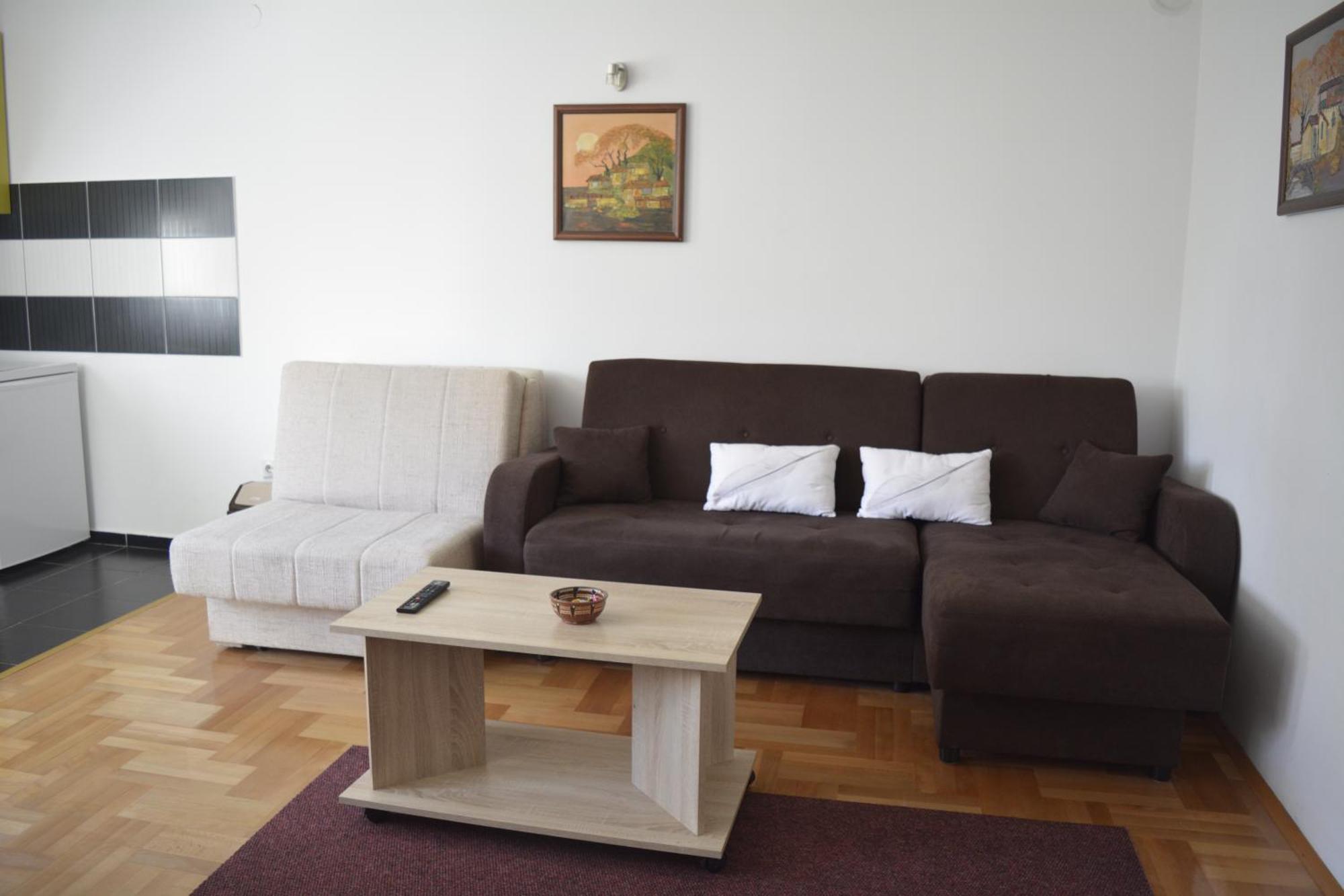 Apartman Pirot Bagian luar foto